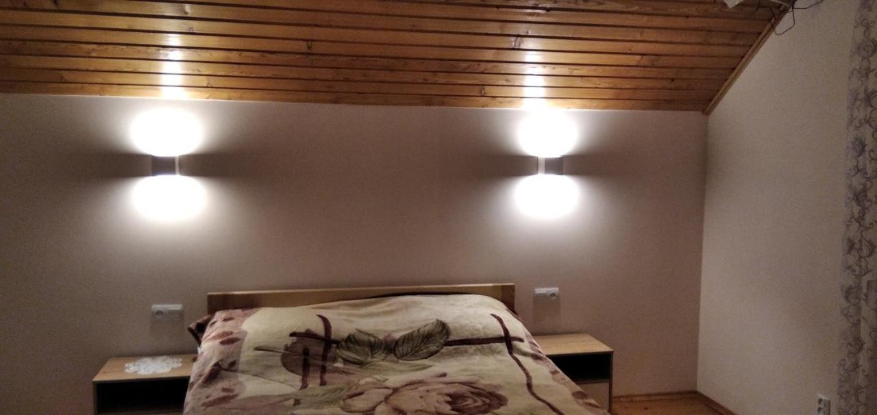 Садиба Під Лісом Volovăţ Cameră foto